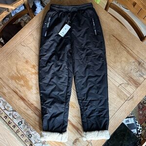 NWT! New Sport Fleece Activewear. Black Warm Fleece lined Waterproof Pants 10/12
